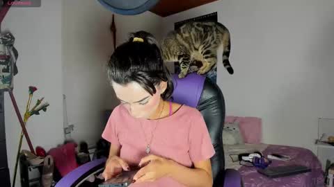 Snapshot of alien_universe chatting on February 11, 2026, 1:54 am Aiko Independent Model online show from February 11, 2026, 1:54 am