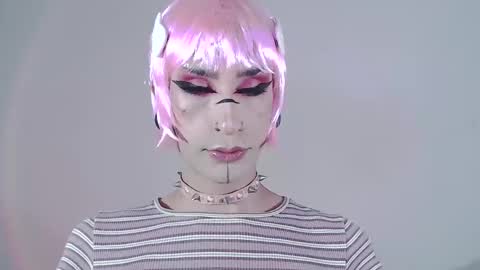     online show from January 20, 2025, 2:53 am