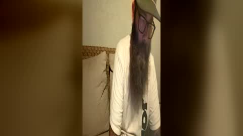 alienkyle420 online show from June 19, 2026, 5:12 am