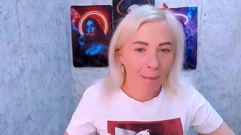 Snapshot of alinafrey_ chatting on March 14, 2026, 6:08 am Alina online show from March 14, 2026, 6:08 am