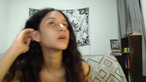 Snapshot of alinawoolf_ chatting on February 9, 2025, 7:16 am  Ali  online show from February 9, 2025, 7:16 am