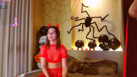 Snapshot of alinka_pashka chatting on October 24, 2025, 1:13 am Alina and Pasha online show from October 24, 2025, 1:13 am