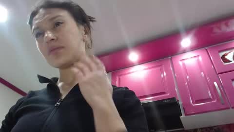 alipetite online show from October 6, 2025, 12:08 am