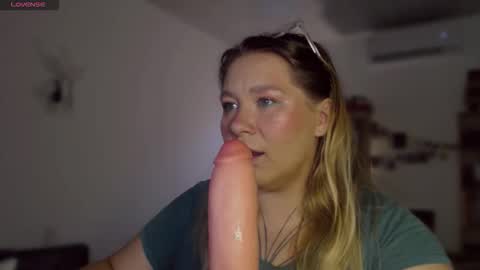 alisa_u online show from February 13, 2026, 9:55 pm