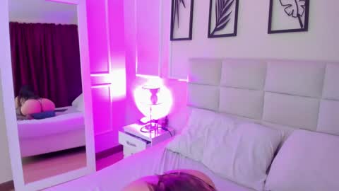     online show from January 29, 2025, 7:11 pm