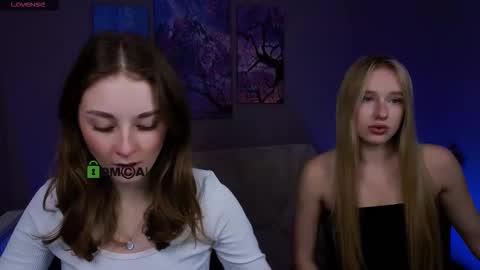 Alisa online show from January 12, 2026, 8:25 pm