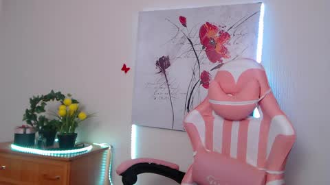 Alisa online show from May 28, 2026, 12:24 pm