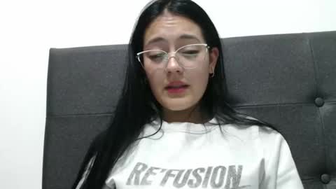 alisha_9997 online show from October 11, 2025, 12:43 am