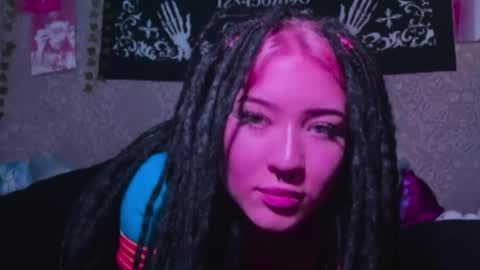 alisha_sky_ online show from May 28, 2026, 8:55 am