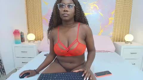 Alisha online show from October 21, 2025, 12:17 pm