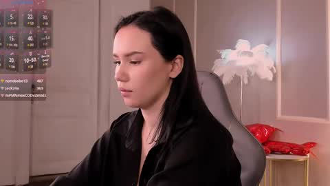 Snapshot of alisia_mars chatting on February 9, 2025, 8:44 am Alisia online show from February 9, 2025, 8:44 am