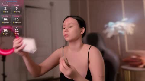 Snapshot of alisia_mars chatting on February 24, 2025, 5:33 am Alisia online show from February 24, 2025, 5:33 am