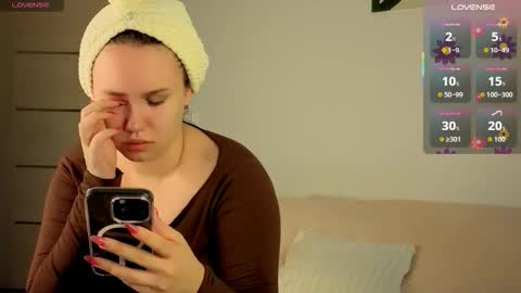 Snapshot of alisia_mars chatting on October 30, 2025, 8:05 am Alisia online show from October 30, 2025, 8:05 am