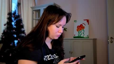 Snapshot of alisia_mars chatting on January 14, 2026, 7:25 am Alisia online show from January 14, 2026, 7:25 am