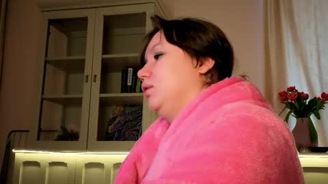 Alisia online show from March 9, 2026, 5:22 am