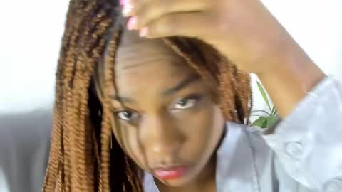 Sofias house online show from September 14, 2025, 8:57 am