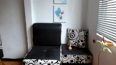 Alisonturbay online show from May 28, 2026, 12:57 pm