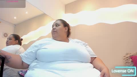 Alisson online show from October 12, 2025, 11:31 am