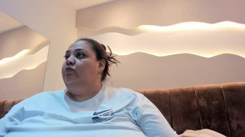 Snapshot of alisson_am chatting on February 14, 2026, 11:29 am Alisson online show from February 14, 2026, 11:29 am