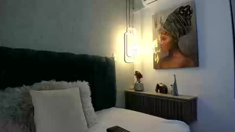 alisson_fox69 online show from September 11, 2025, 11:05 pm