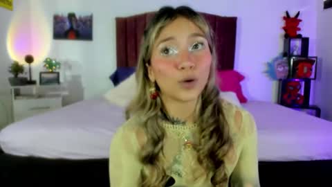 Alisson IG alisson zafiro27 online show from January 13, 2025, 3:04 pm