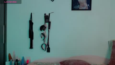 Alisson Beckett online show from February 21, 2025, 7:10 pm