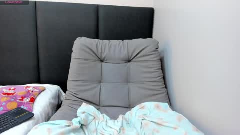 alissonmartin online show from February 22, 2025, 6:08 pm