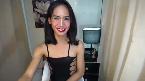 trina online show from January 7, 2025, 1:24 pm