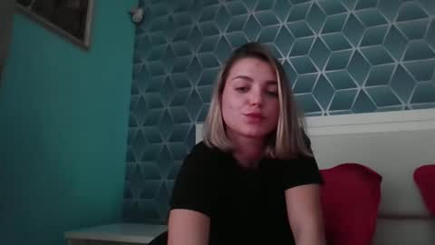 Snapshot of alle_babyx chatting on March 21, 2026, 3:48 pm Alesia online show from March 21, 2026, 3:48 pm