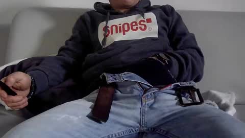 Snapshot of alles594462 chatting on January 5, 2025, 1:36 pm alles594462 online show from January 5, 2025, 1:36 pm