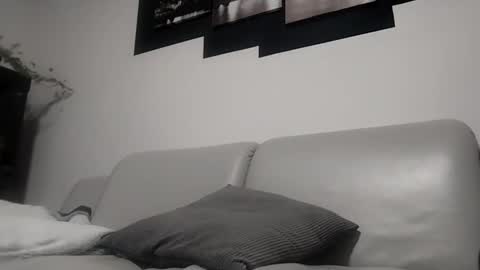 Snapshot of alles594462 chatting on March 4, 2025, 4:27 am alles594462 online show from March 4, 2025, 4:27 am