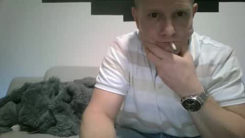 alles594462 online show from November 11, 2025, 3:06 am