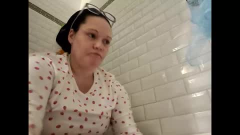 AlleyCatty24 online show from February 6, 2025, 12:54 am