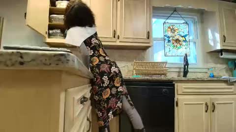 Snapshot of allgood4u chatting on February 8, 2026, 8:01 pm wishlist on bio online show from February 8, 2026, 8:01 pm