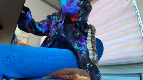 Snapshot of allgood4u chatting on February 22, 2026, 8:51 pm wishlist on bio online show from February 22, 2026, 8:51 pm