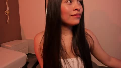 A L L I E online show from April 14, 2026, 2:39 am