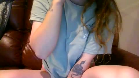 alliebearx online show from October 31, 2025, 3:46 pm