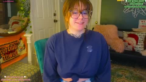 Snapshot of allieberrybb chatting on December 9, 2024, 1:45 pm  bb  online show from December 9, 2024, 1:45 pm