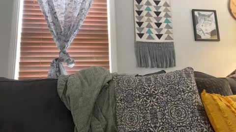 Snapshot of allieberrybb chatting on January 14, 2025, 2:43 pm  bb  online show from January 14, 2025, 2:43 pm