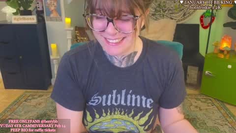 Snapshot of allieberrybb chatting on January 21, 2025, 4:32 am  bb  online show from January 21, 2025, 4:32 am