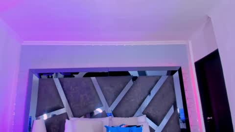    online show from February 1, 2025, 10:37 am