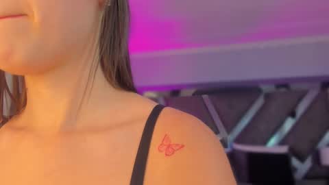    online show from December 3, 2025, 10:57 am