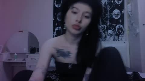 Alis online show from April 10, 2026, 7:07 pm