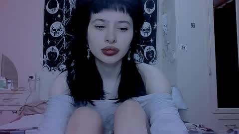 Alis online show from April 19, 2026, 9:17 pm