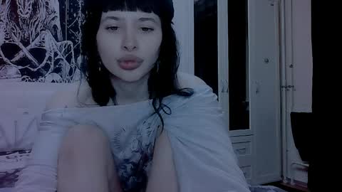 Alis online show from April 21, 2026, 8:34 pm