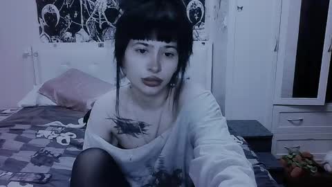 Snapshot of allisondeetz chatting on May 22, 2026, 5:51 pm Alis online show from May 22, 2026, 5:51 pm