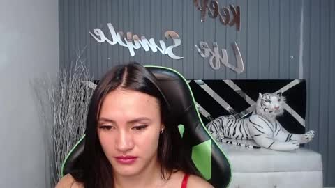 Snapshot of allisson_a chatting on December 29, 2024, 6:45 am Allisson online show from December 29, 2024, 6:45 am
