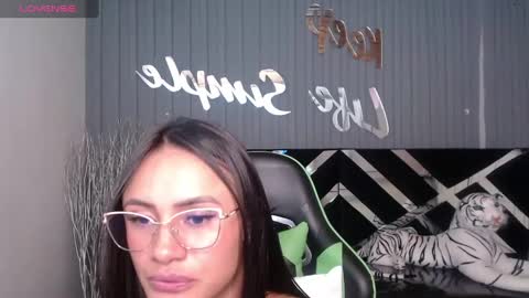 Snapshot of allisson_a chatting on February 18, 2025, 9:43 am Allisson online show from February 18, 2025, 9:43 am