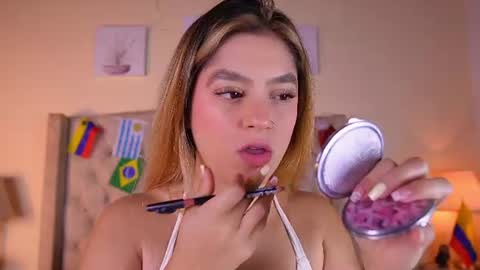 Snapshot of allisson_m chatting on July 9, 2026, 12:09 pm allisson online show from July 9, 2026, 12:09 pm
