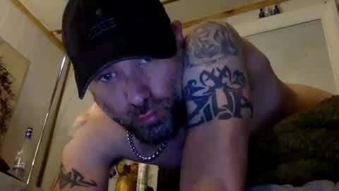 allitrunnin online show from December 1, 2025, 5:07 pm